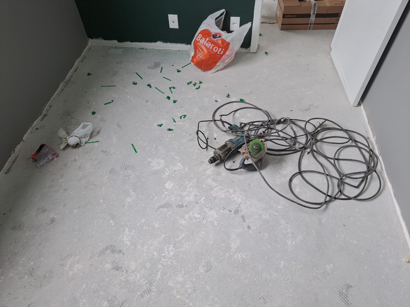 Piso preparado antes da colocação do revestimento